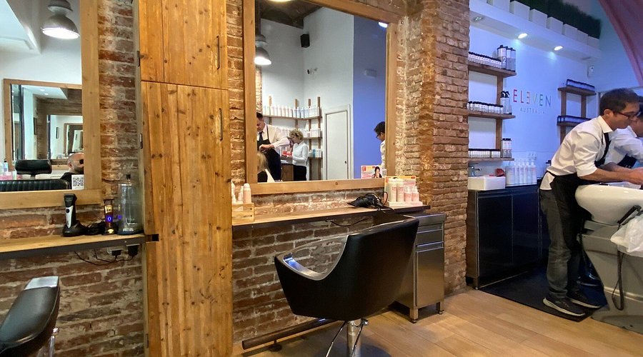 a picture of virgola milano blow
